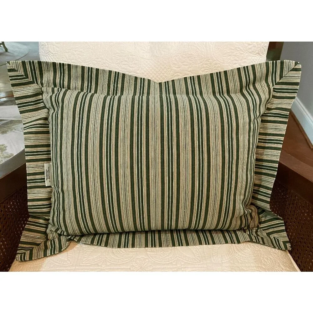 Williamsburg‎ Magnolia Garden Throw Oblong Pillow